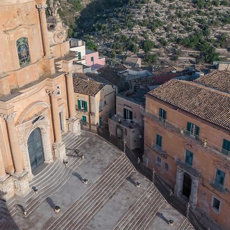 Appartamenti Vista Duomo - Ibla - Pomelia ラグーザ エクステリア 写真