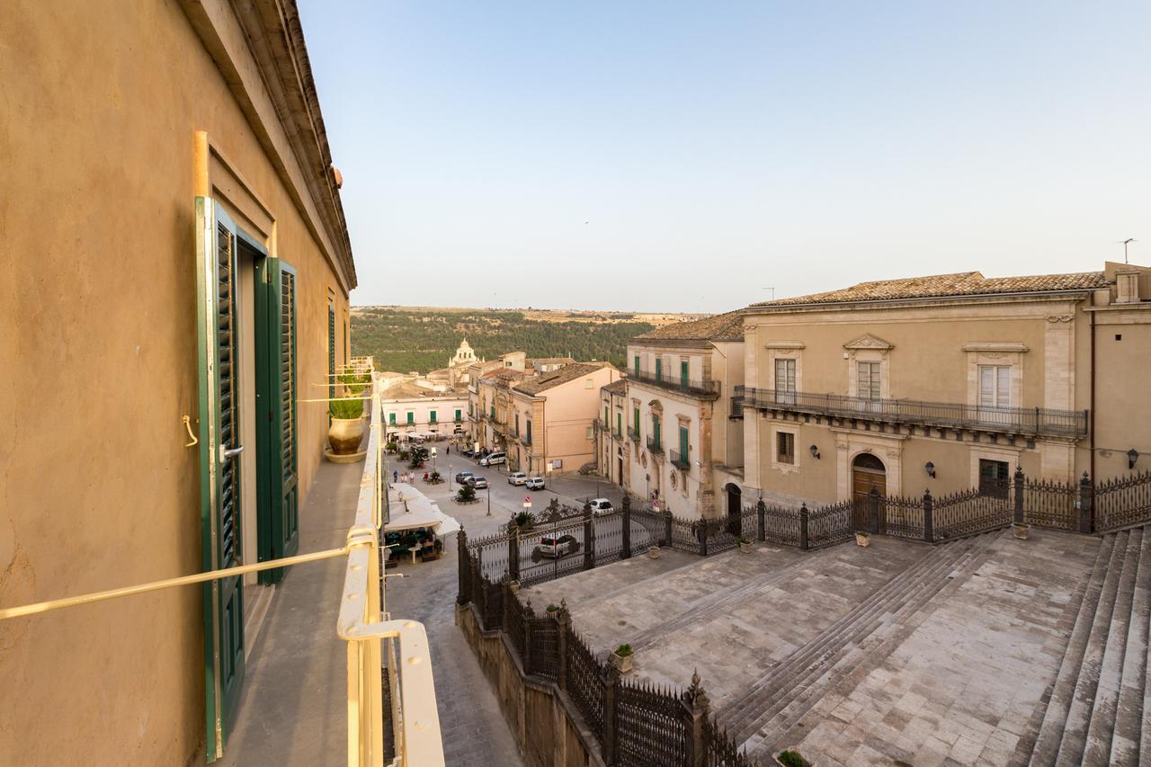 Appartamenti Vista Duomo - Ibla - Pomelia ラグーザ エクステリア 写真
