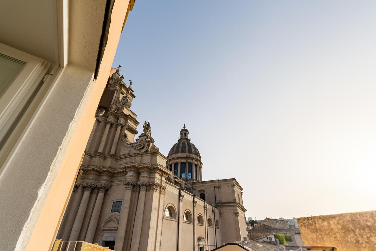 Appartamenti Vista Duomo - Ibla - Pomelia ラグーザ エクステリア 写真