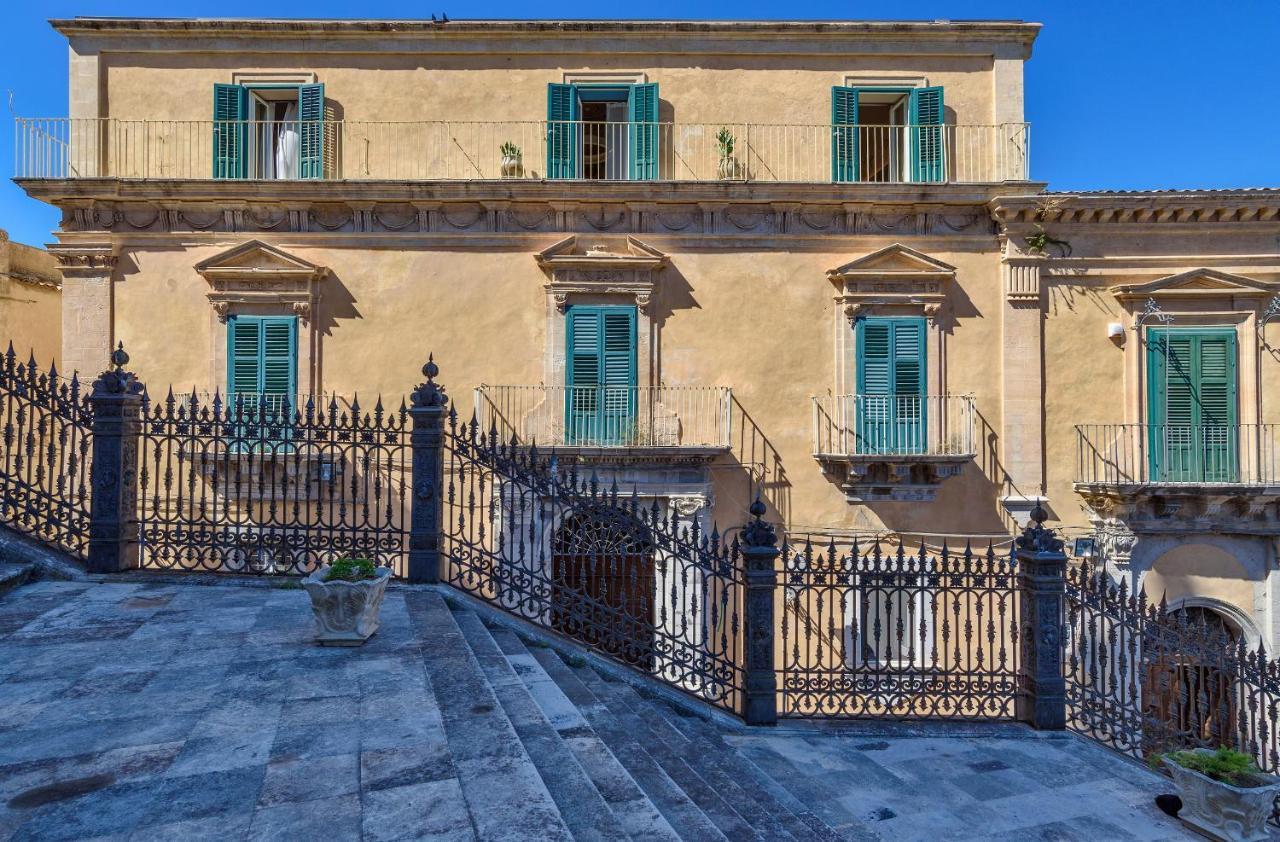 Appartamenti Vista Duomo - Ibla - Pomelia ラグーザ エクステリア 写真